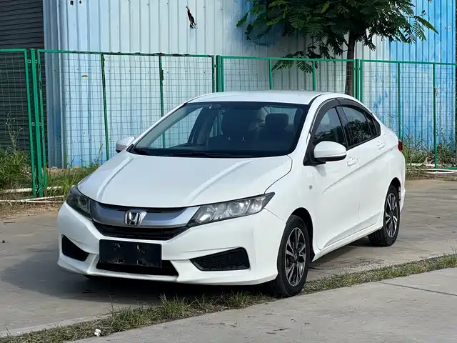  Honda City 2017 1.5L Manual Progressive