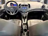 Фото 8 - Chevrolet Aveo