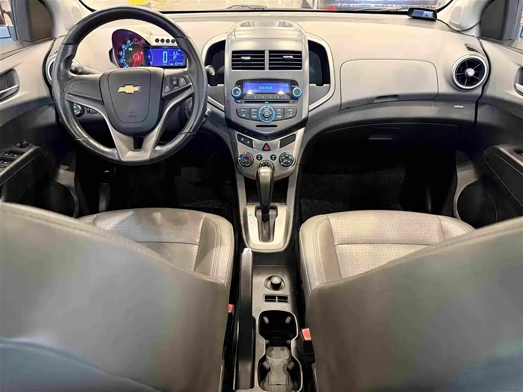 Фото 8 - Chevrolet Aveo