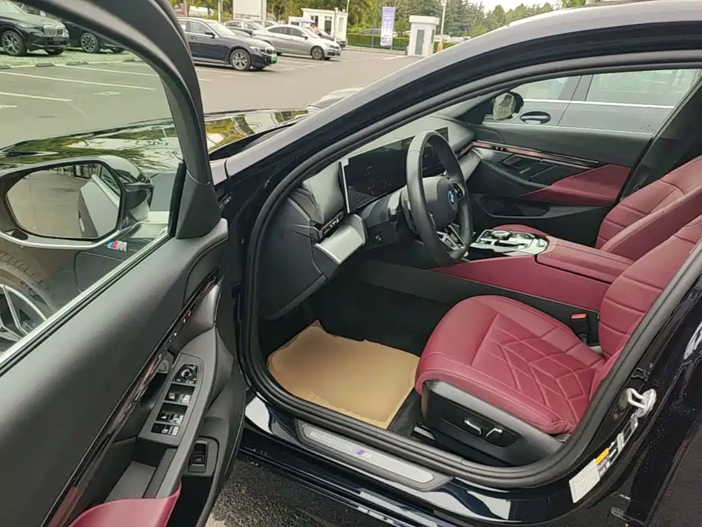 BMW i5 2026 2025 eDrive 35L M Sport Package