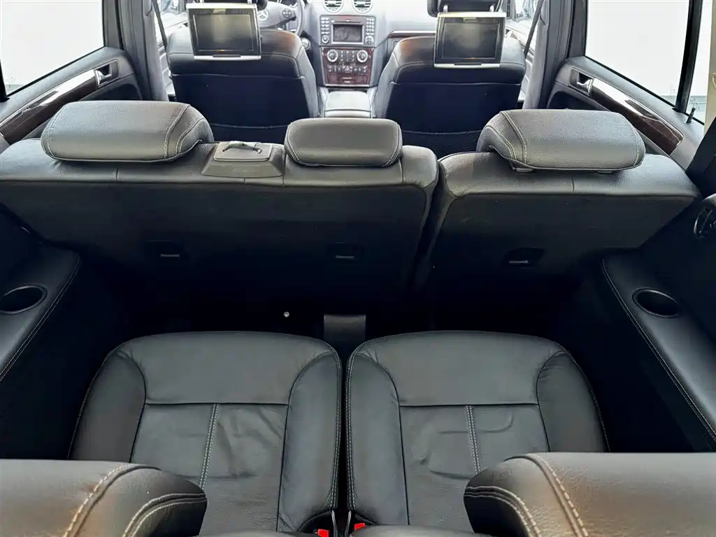 Mercedes-Benz GL-Class фото 25