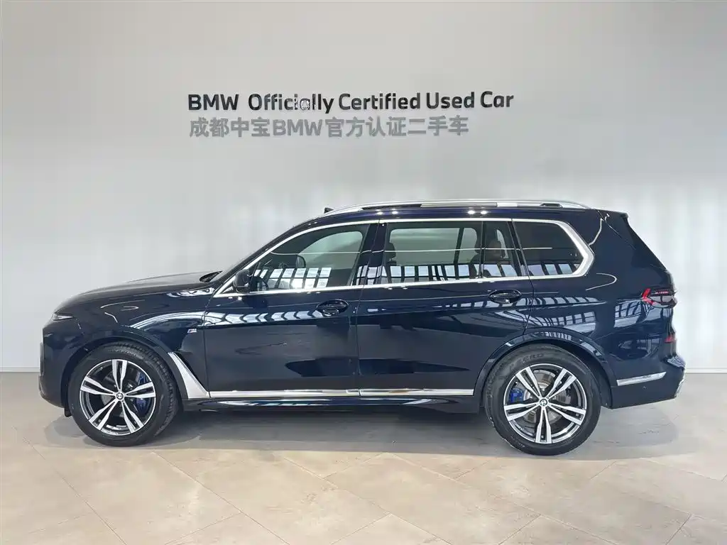 BMW X7 2023 xDrive40i Exclusive M Sport Package фото 3