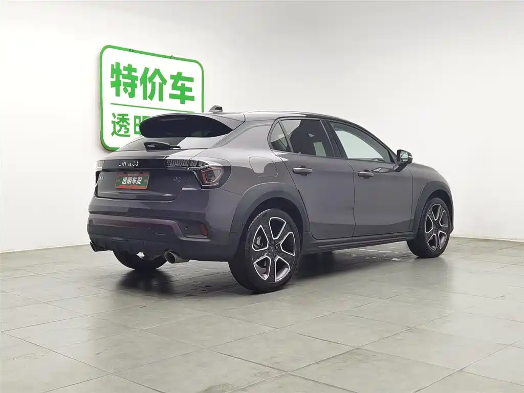 Lynk & Co 02 2021 2.0TD Automatic 2WD Shine Champion Edition фото 2