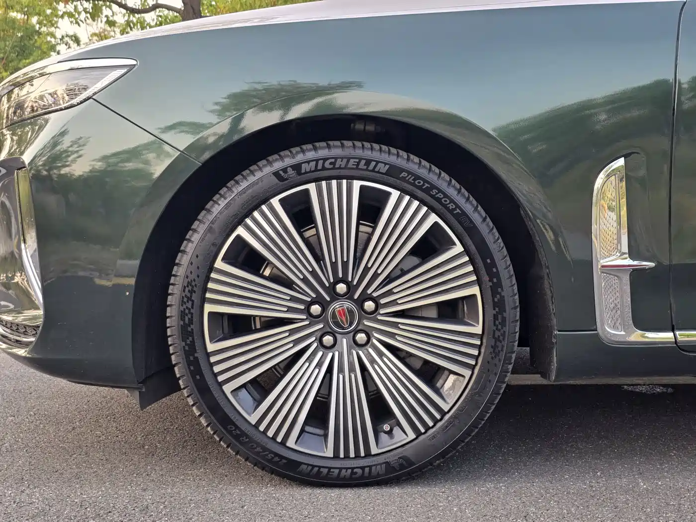 Hongqi H9 2025 2025 Facelift 2.0T 2WD Flagship Luxury Business Edition 5-seater