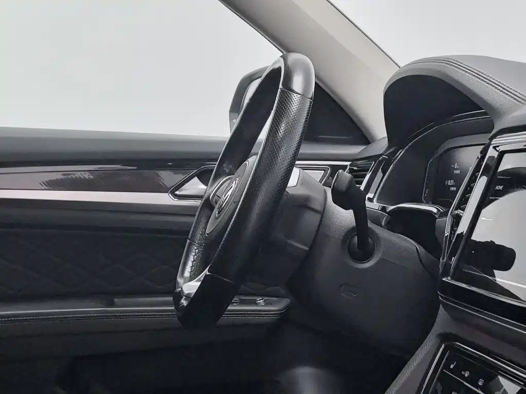 Фото 22 - Volkswagen Teramont