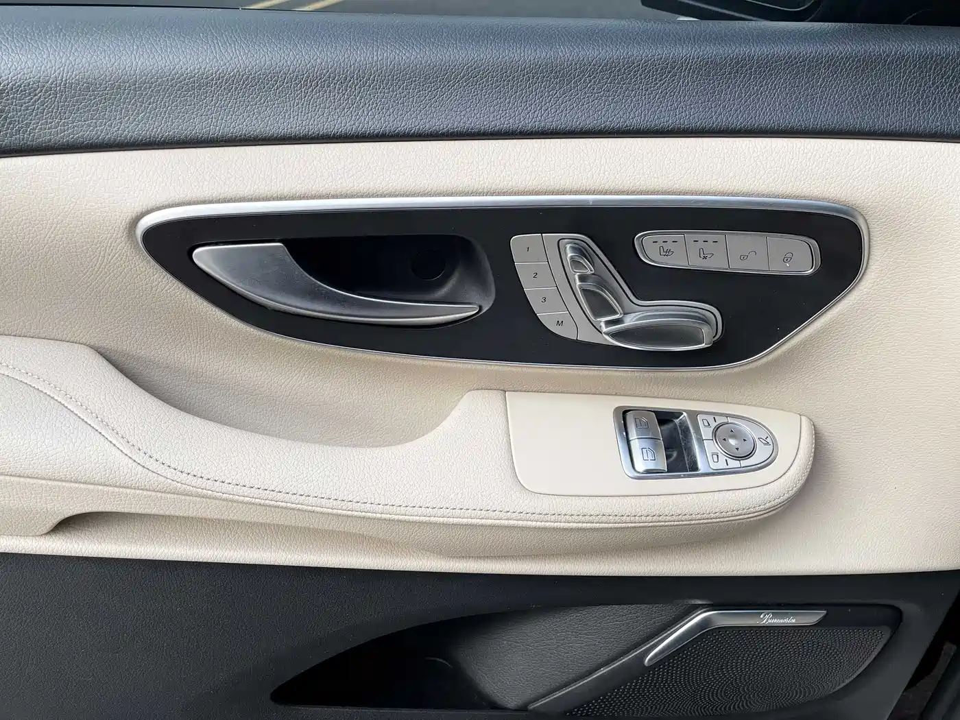 Mercedes-Benz V-Class 2020 V 260 Luxury Edition фото 7