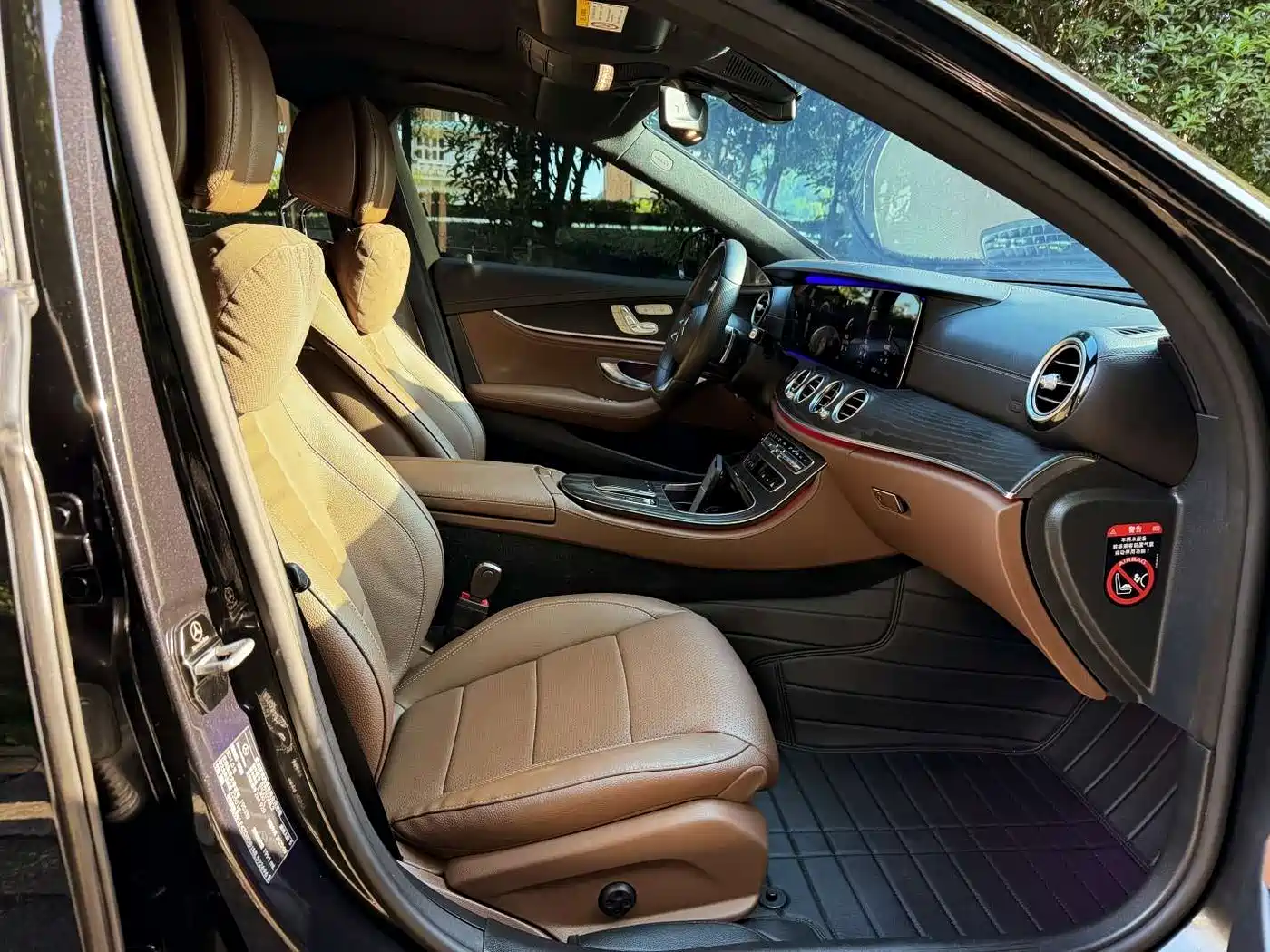 Mercedes-Benz E-Class 2021 E 300 L Sport Fashion фото 12
