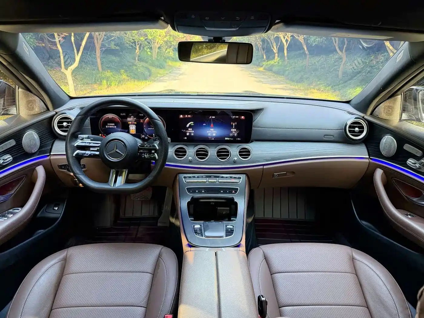 Mercedes-Benz E-Class 2021 E 300 L Sport Fashion фото 10