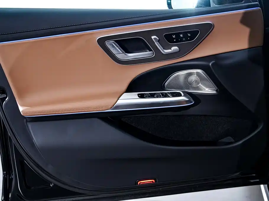 Mercedes-Benz E-Class 2026 2026 E 300 L Luxury