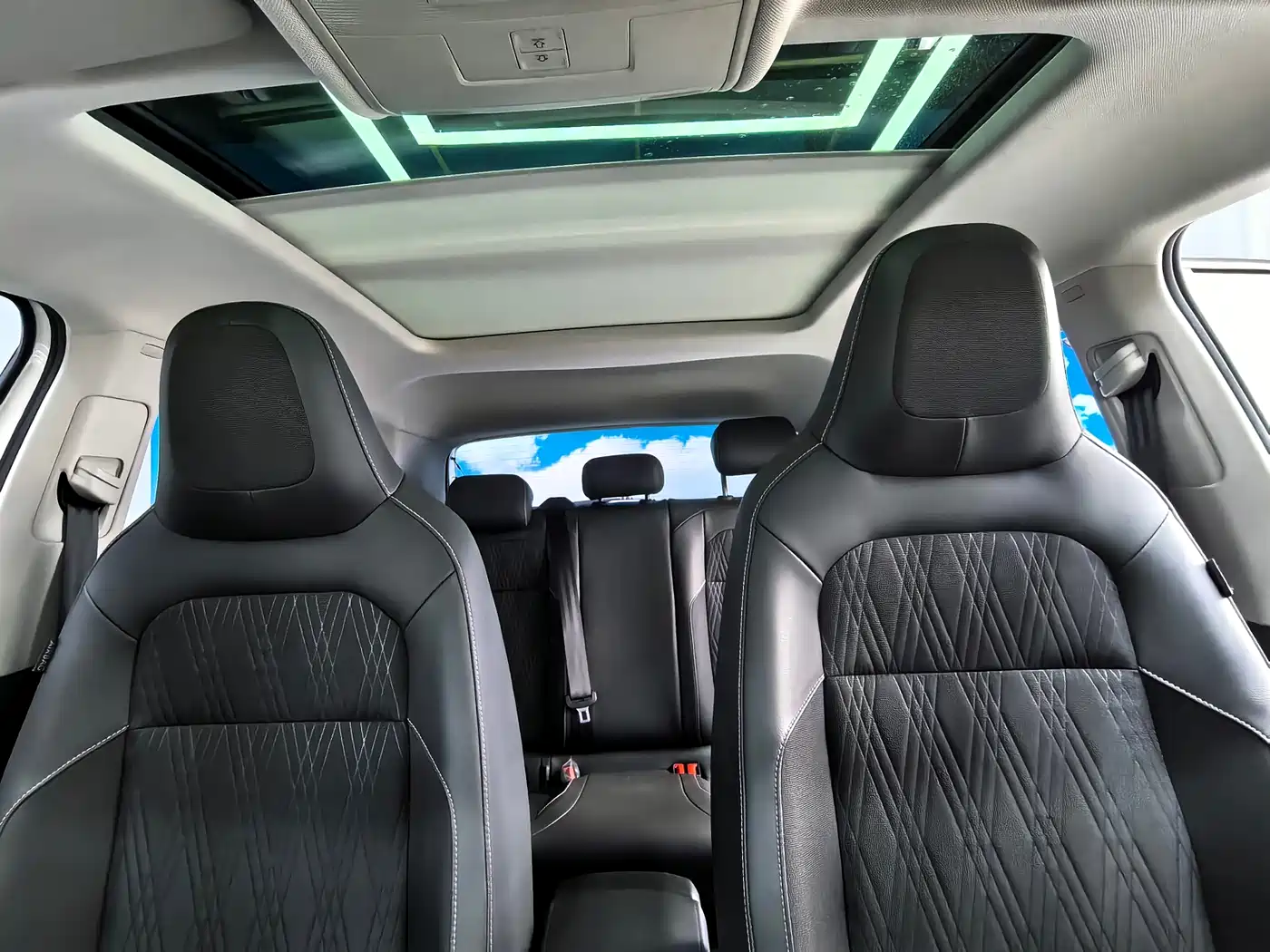 Volkswagen T-Cross 2022 280TSI DSG Comfort Edition фото 10
