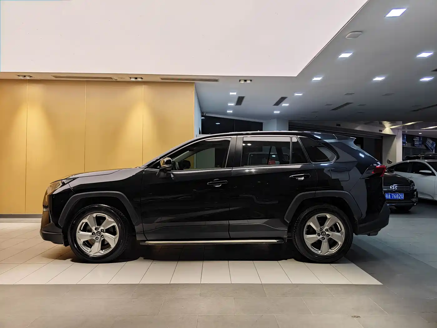 Toyota RAV4 Rongfang 2020 2.0L CVT 2WD Trend Edition фото 6