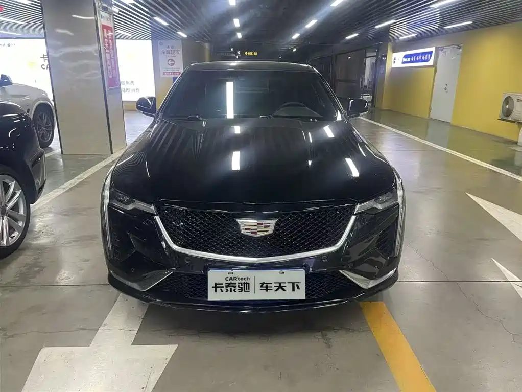 CADILLAC CT4
