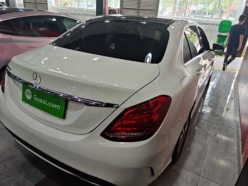 Mercedes-Benz C-Class 2015 C 200 L Sport фото 7