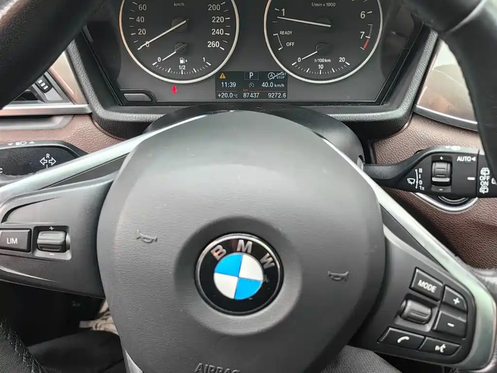 BMW X1 2018 xDrive20Li Premium Model фото 11