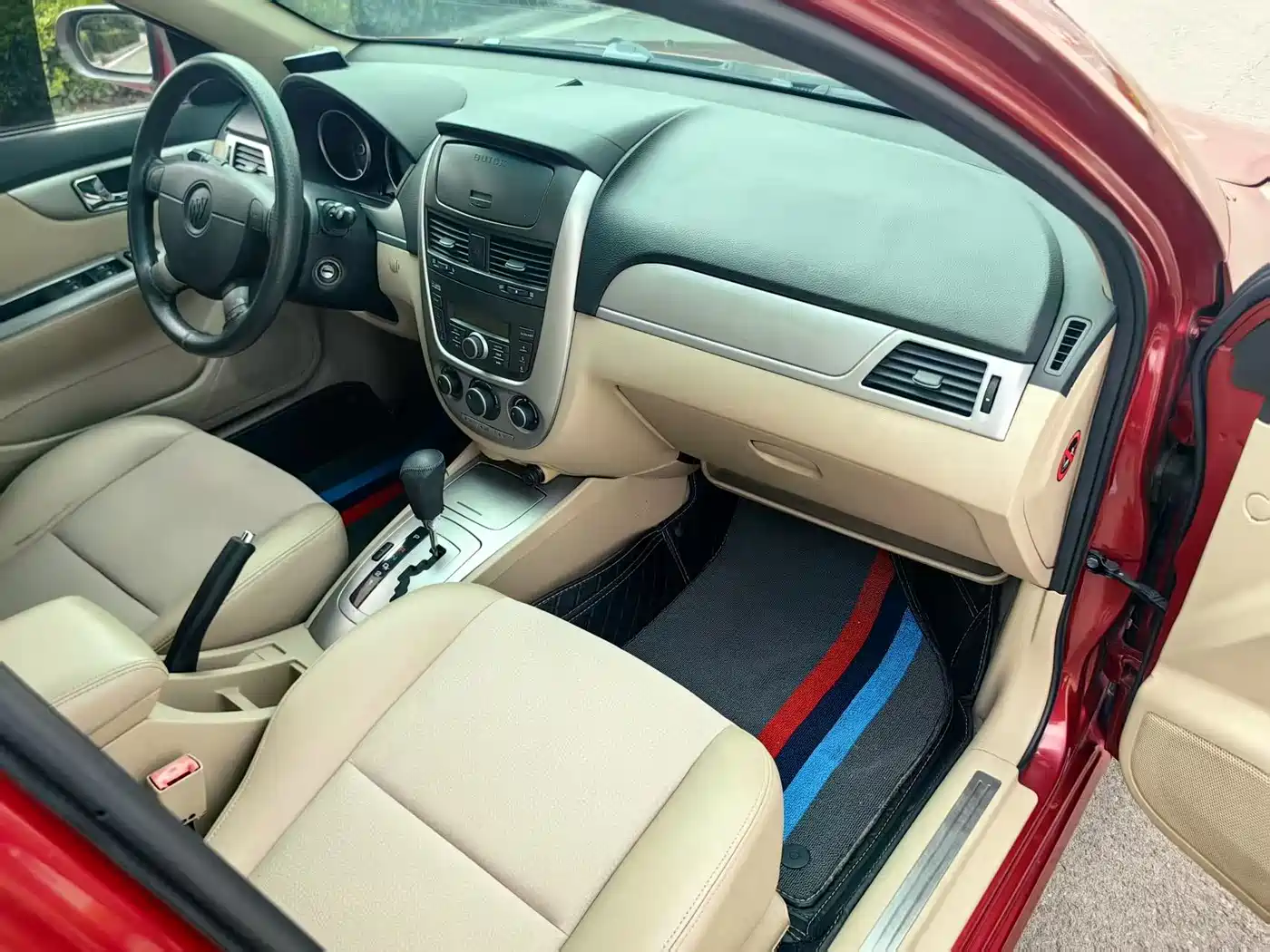 Buick Excelle 2011 1.6LX-AT фото 14