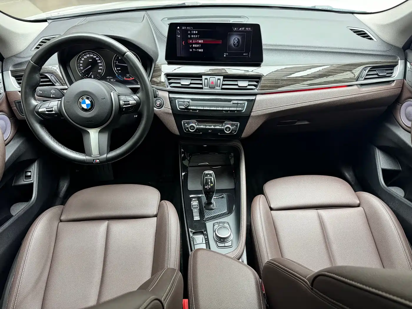 BMW X1 2022 xDrive25Li Premium фото 6