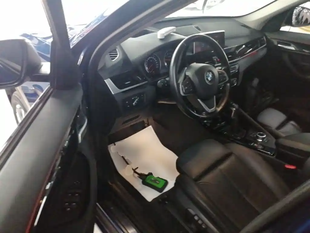 BMW X1 2019 xDrive20Li Luxury Model фото 16