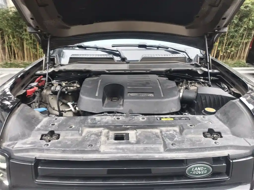 Land Rover Defender 2022 110 P400 X-DYNAMIC HSE фото 11