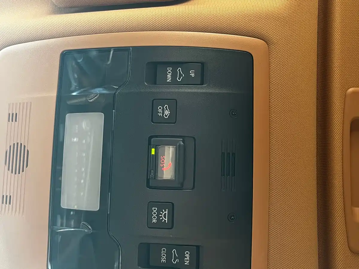 Lexus ES 2022 200 Excellence Edition фото 25
