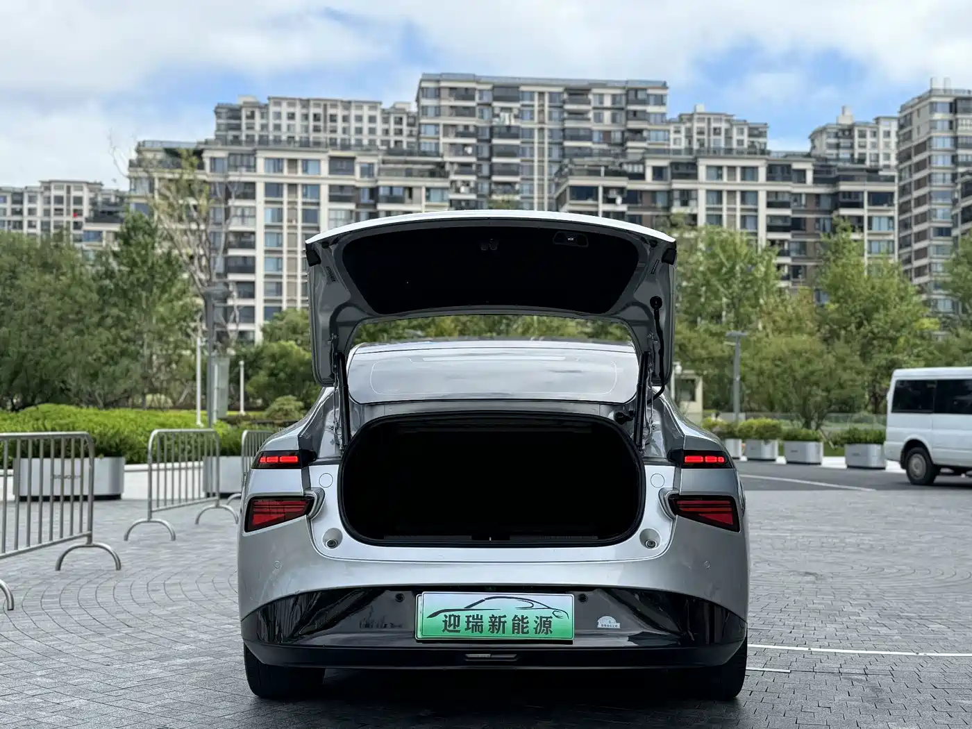 Фото 4 - XPeng P7