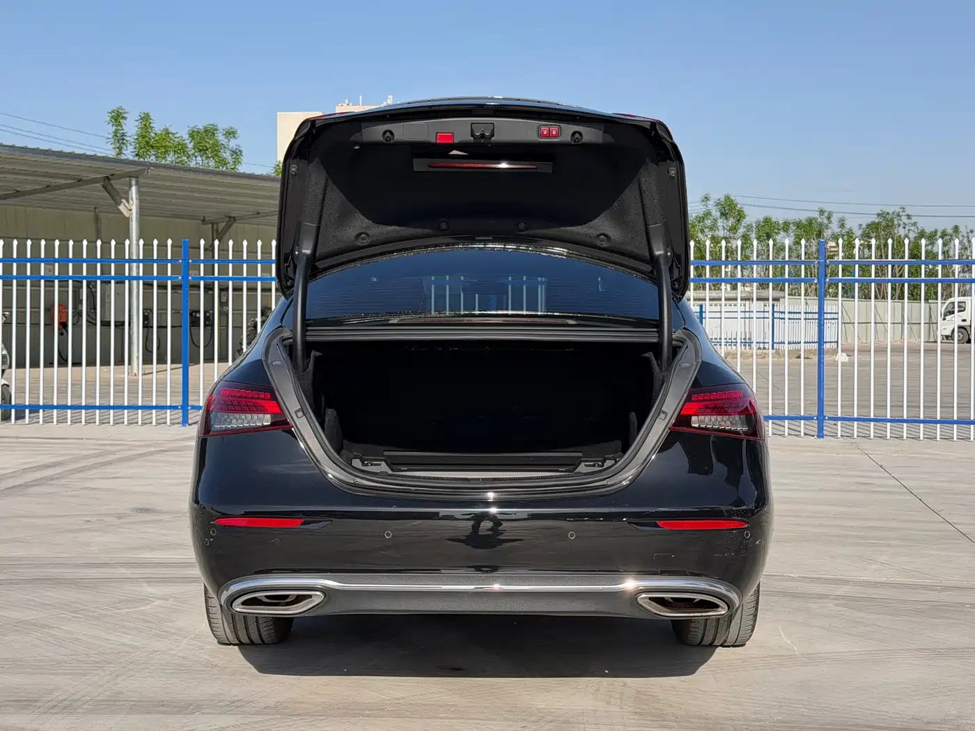 Mercedes-Benz E-Class 2021 E 300 L Fashion фото 23