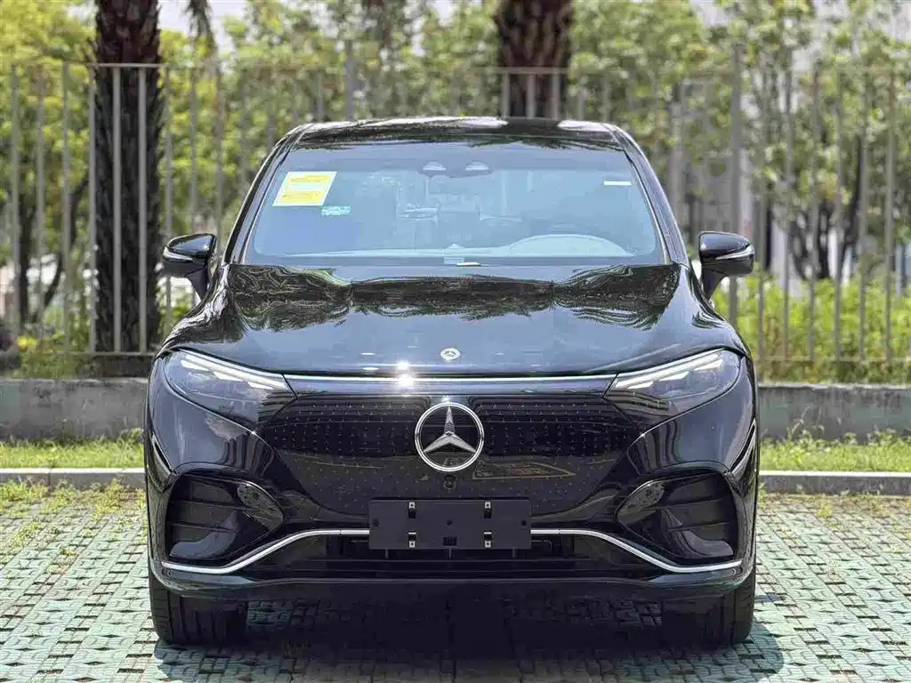 Mercedes-Benz EQS SUV 2026 2025 Model 500 4MATIC