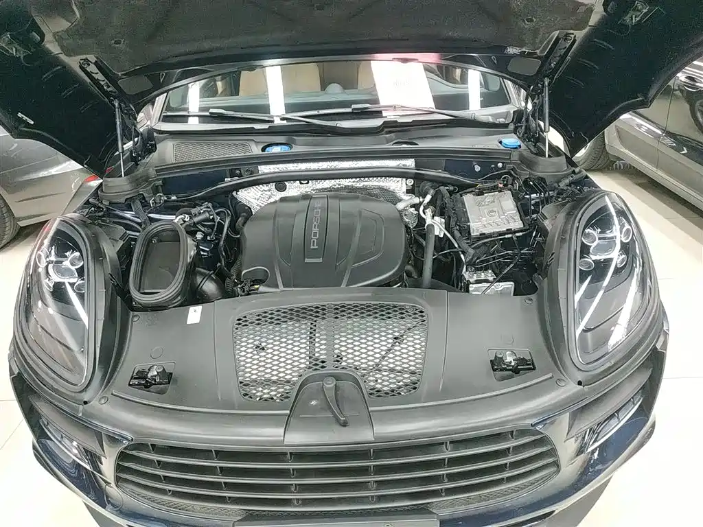 Porsche Macan 2018 Macan 2.0T фото 16