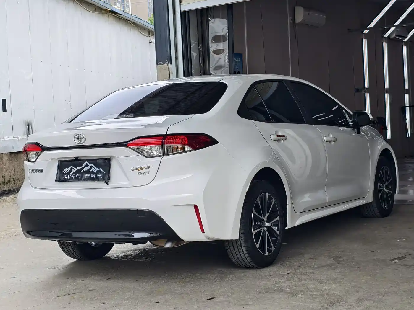 Toyota Levin 2023 185T CVT Luxury фото 6