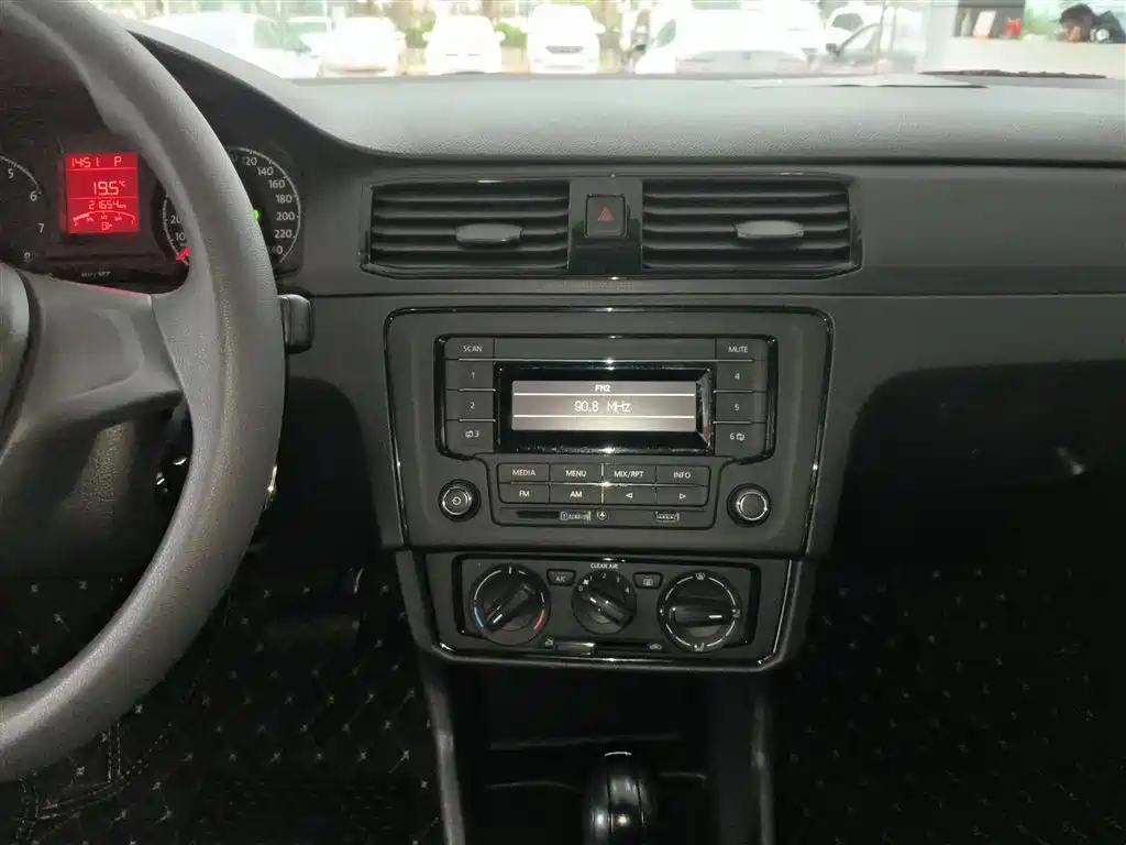 Volkswagen Santana 2021 1.5L Automatic Trend Edition фото 13