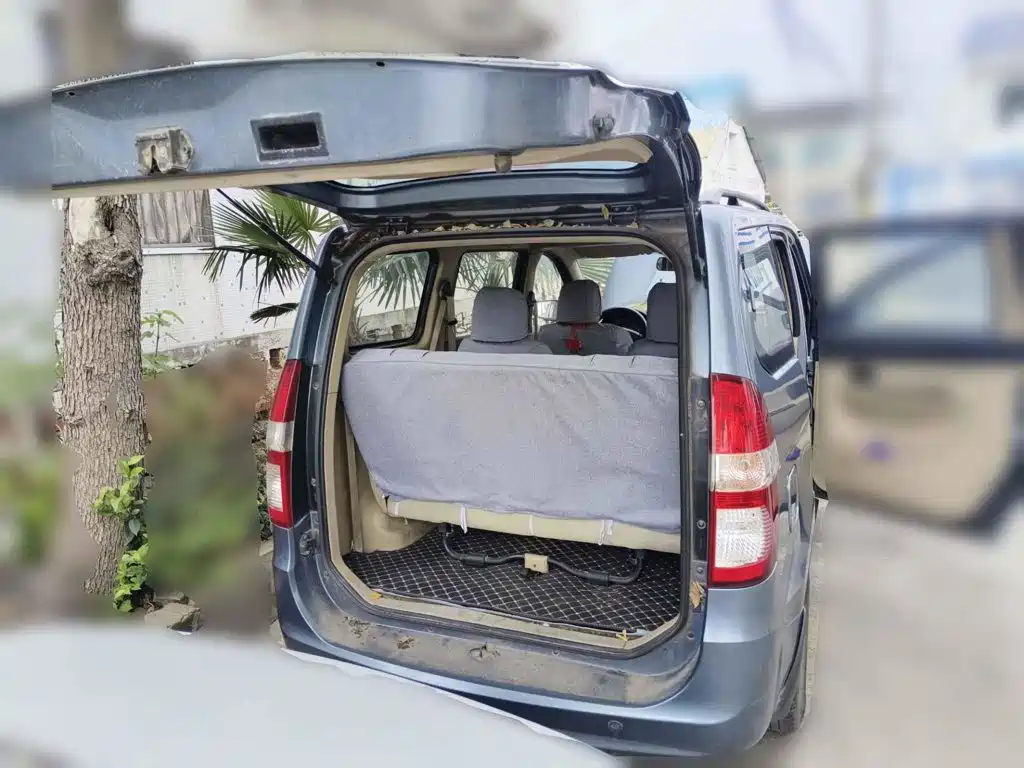 Wuling Motors Wuling Hongguang 2012 2010 1.4L Luxury