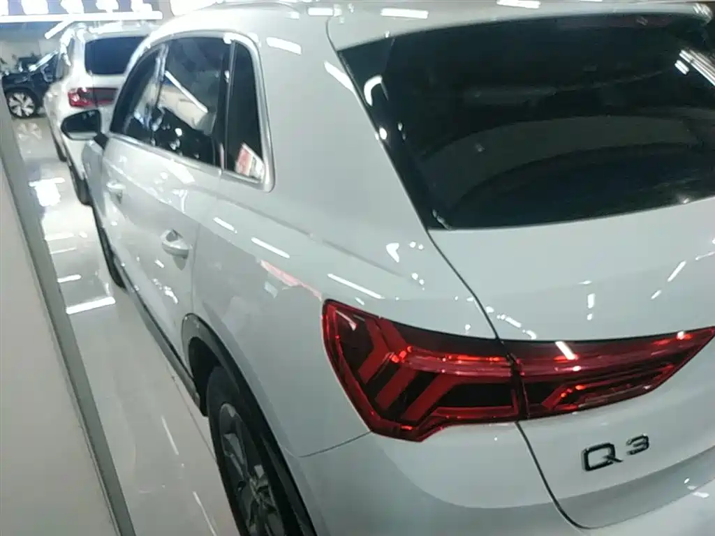 Audi Q3 2021 35 TFSI Progressive Elegance фото 5