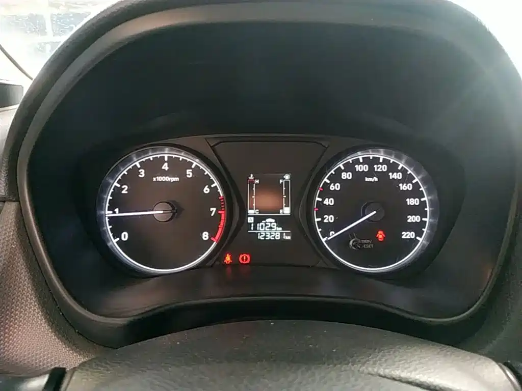 Hyundai Verna 2017 1.4L Manual Color Edition (China V) фото 12