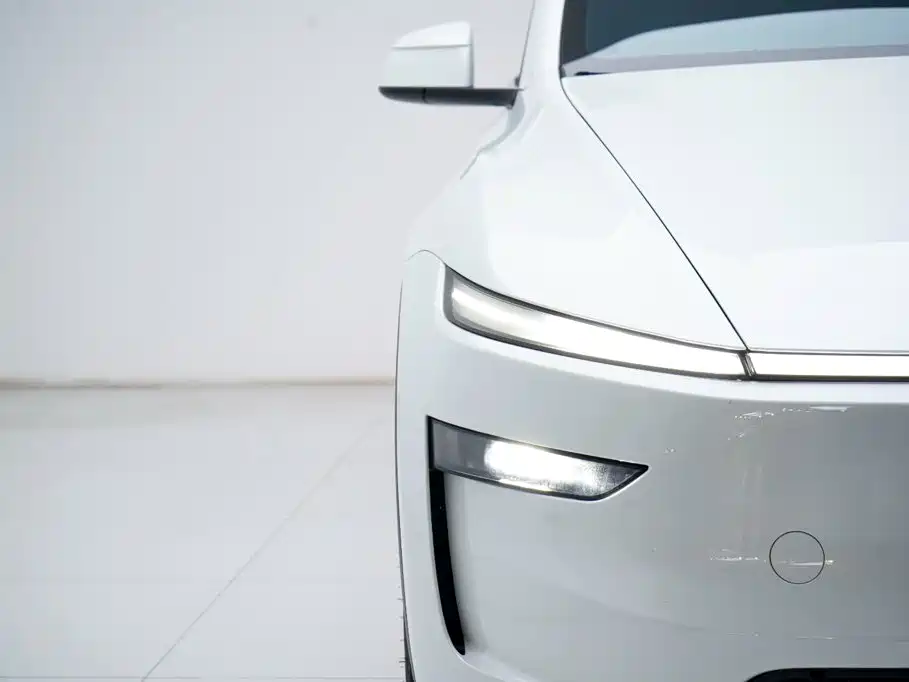 Tesla Model Y 2026 2026 Rear-Wheel Drive
