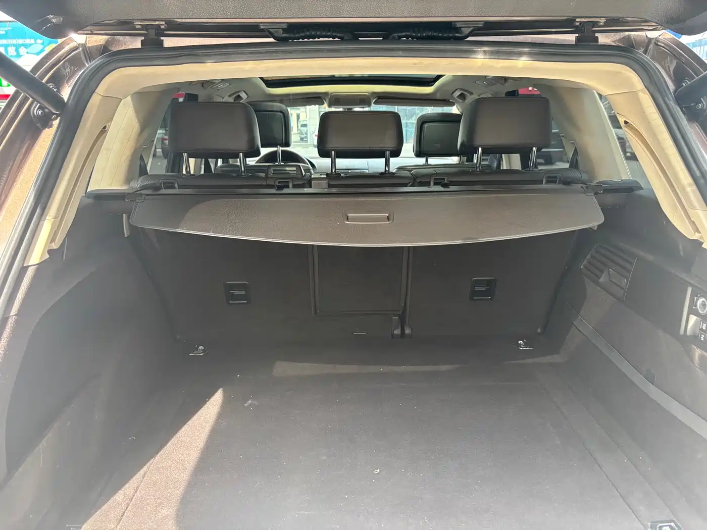 Volkswagen Touareg 2011 3.0TDI Diesel Luxury фото 15