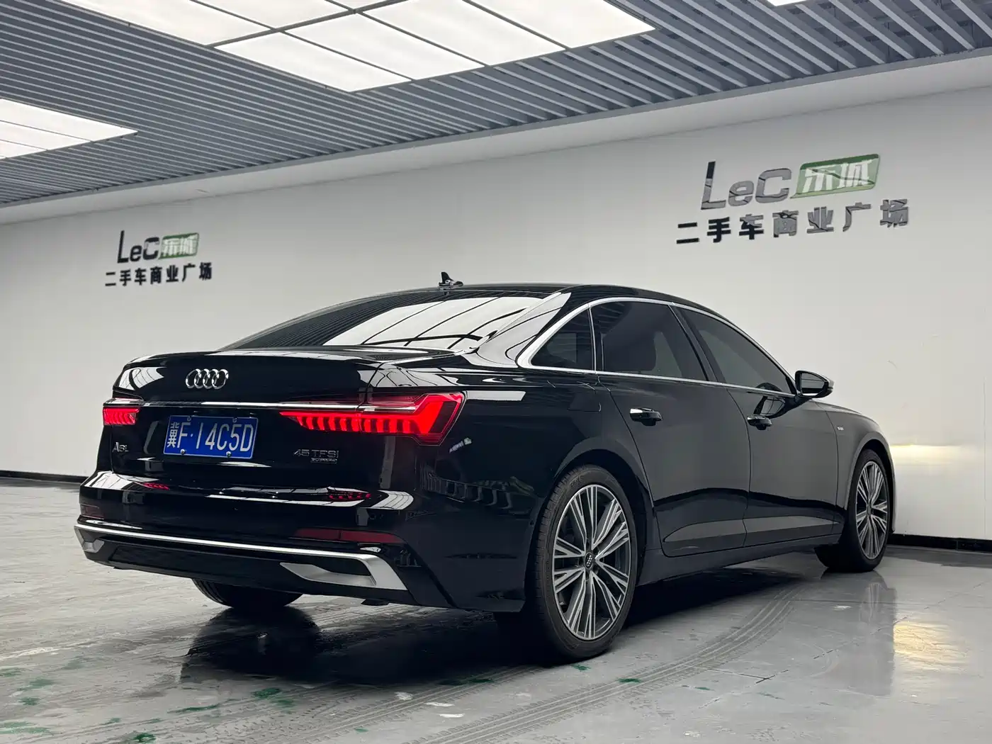 Audi A6L 2021 45 TFSI quattro Premium Elegance фото 16