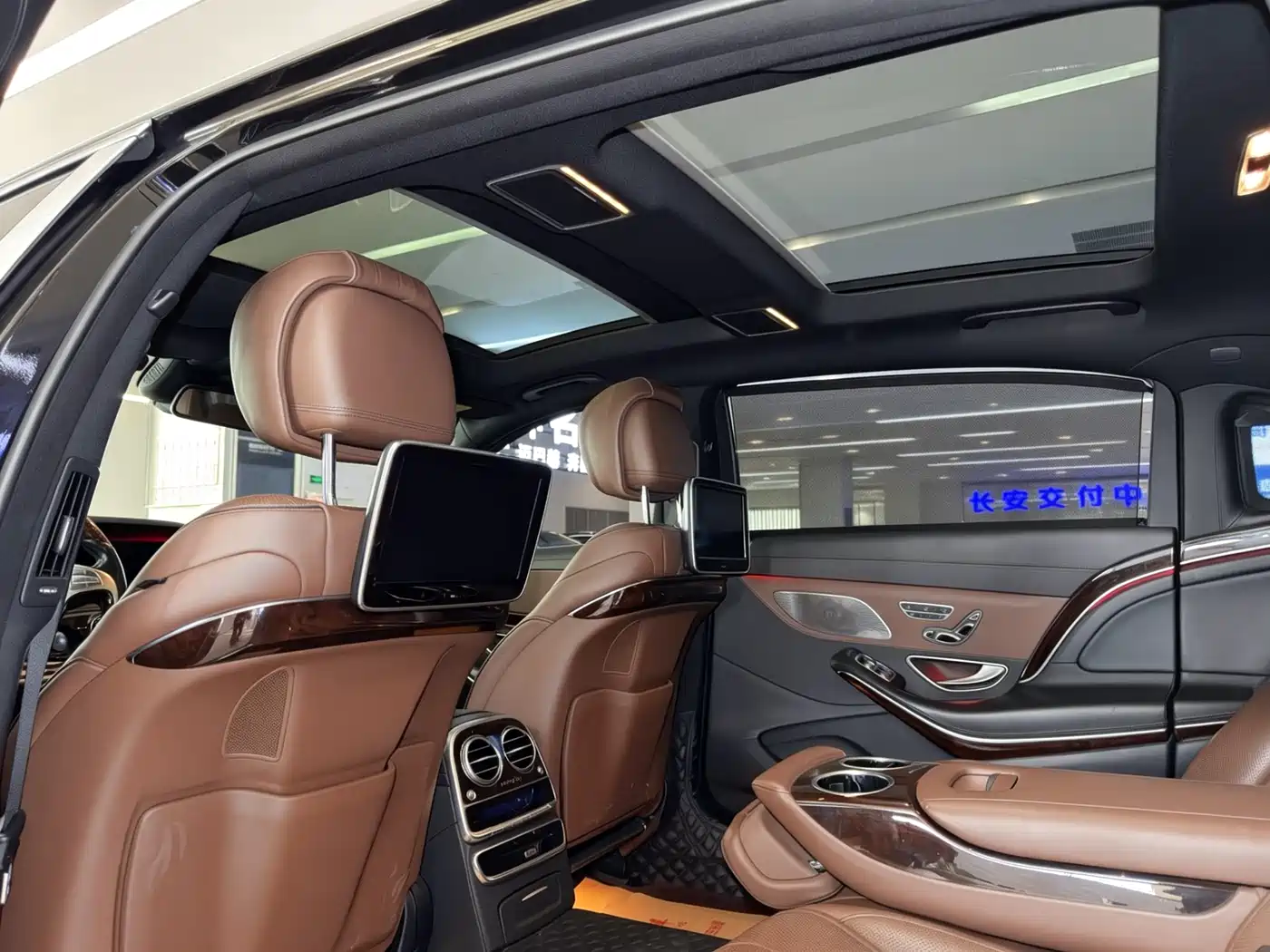 Mercedes-Benz Maybach S-Class 2016 S 400 4MATIC фото 15