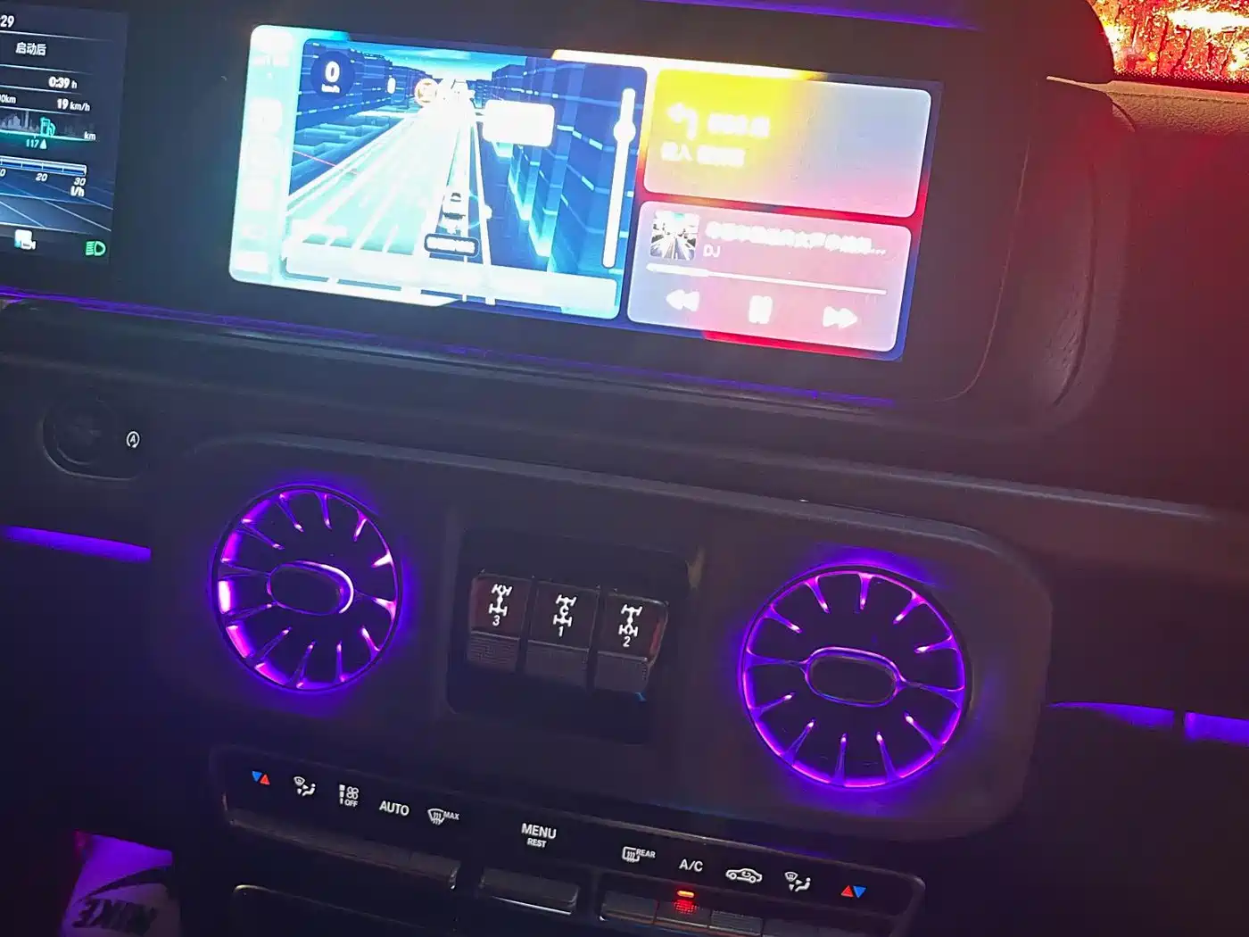 Mercedes-Benz G-Class 2023 G 350 фото 9
