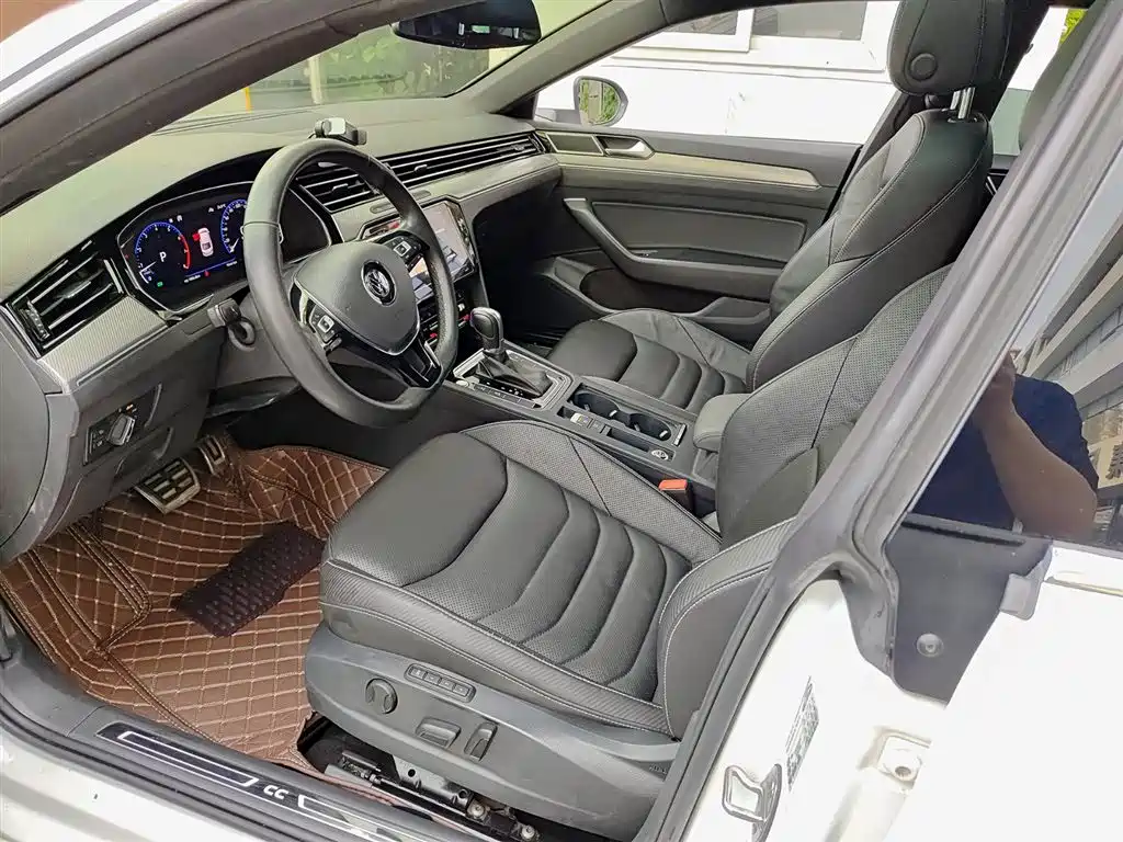 Volkswagen FAW-Volkswagen CC 2020 330TSI Glamour Version China VI фото 7