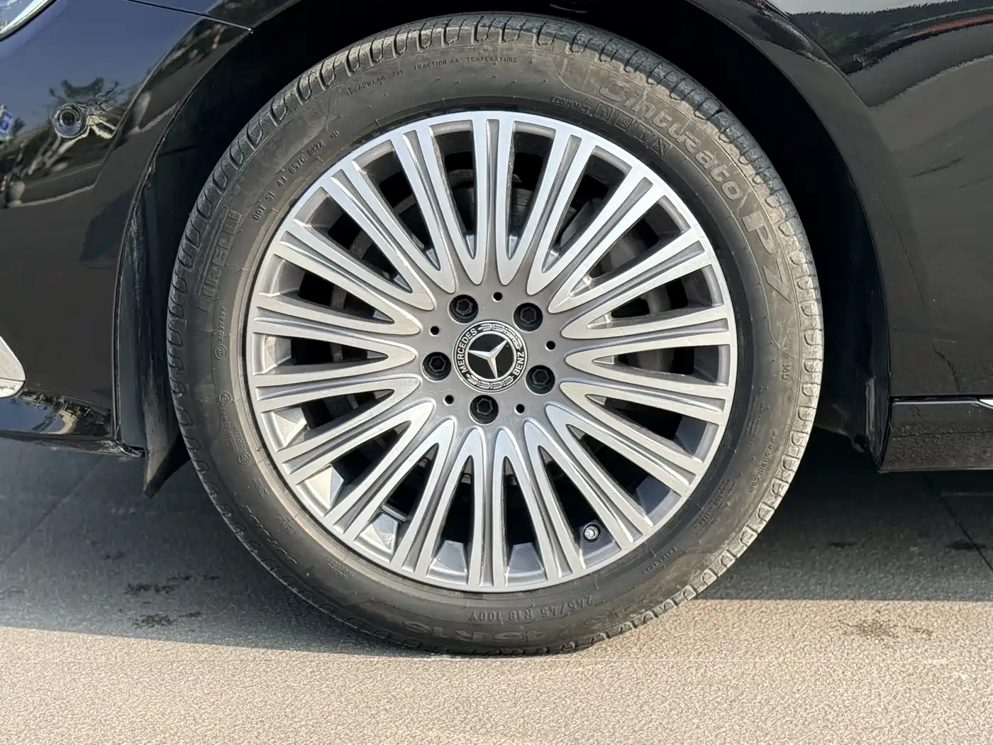 Mercedes-Benz E-Class 2022 Second Facelift E 300 L Luxury фото 10