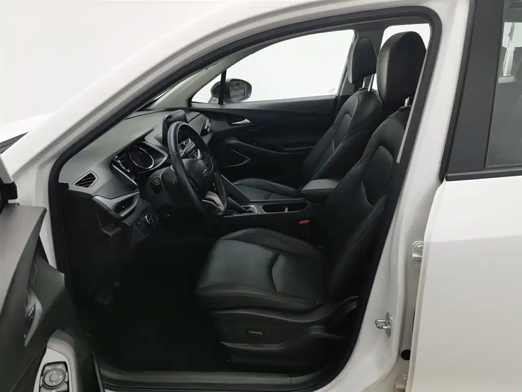 Chevrolet Volando 2018 Redline 530T Auto Premium Edition (5+2 seater) China V фото 10