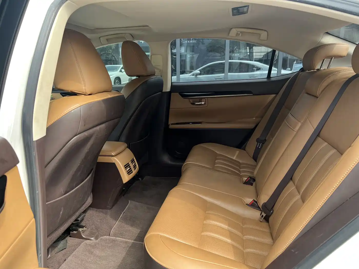 Lexus ES 2015 200 Elite Edition фото 4