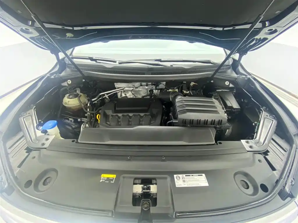 Volkswagen Viloran 2023 Facelift 380TSI Prestige Edition фото 13