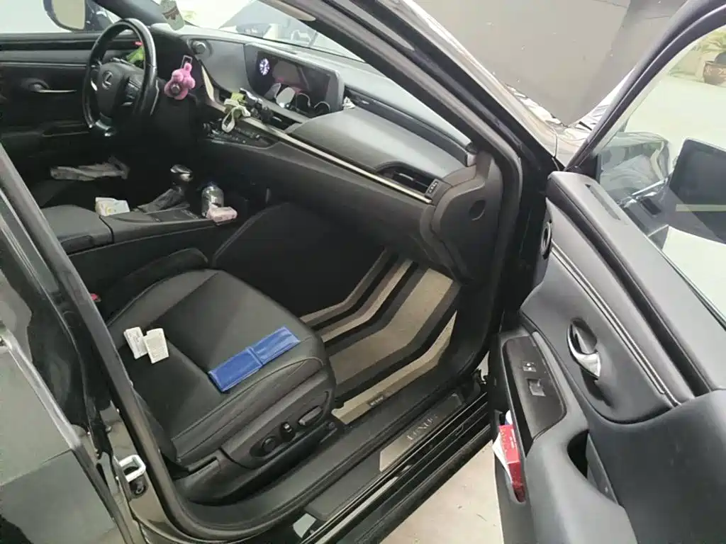Lexus ES, миниатюра 13