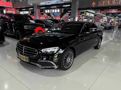 Mercedes-Benz E