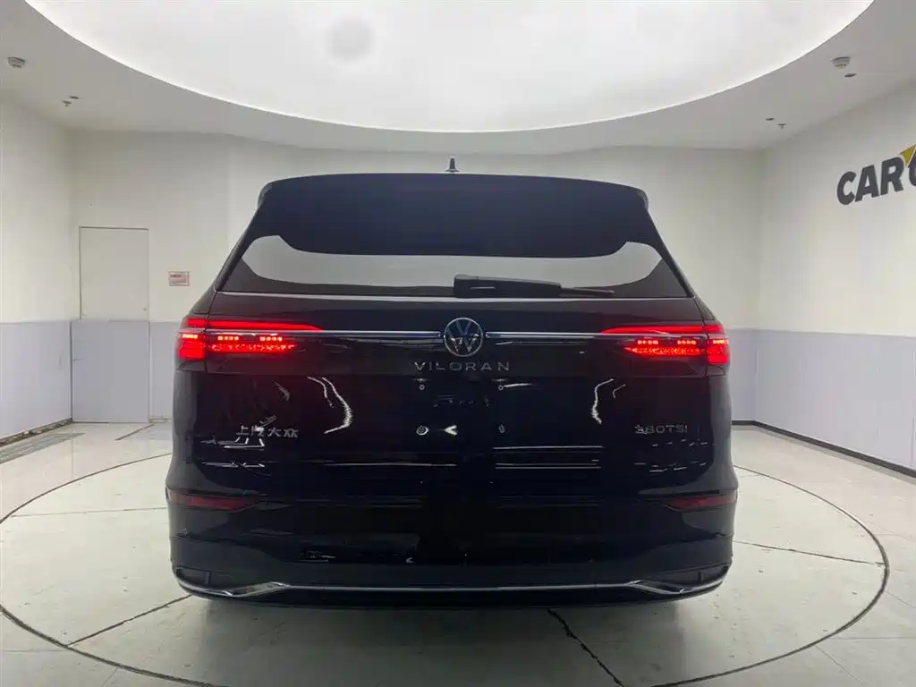Volkswagen Viloran 2023 Facelift 380TSI Prestige Edition фото 7