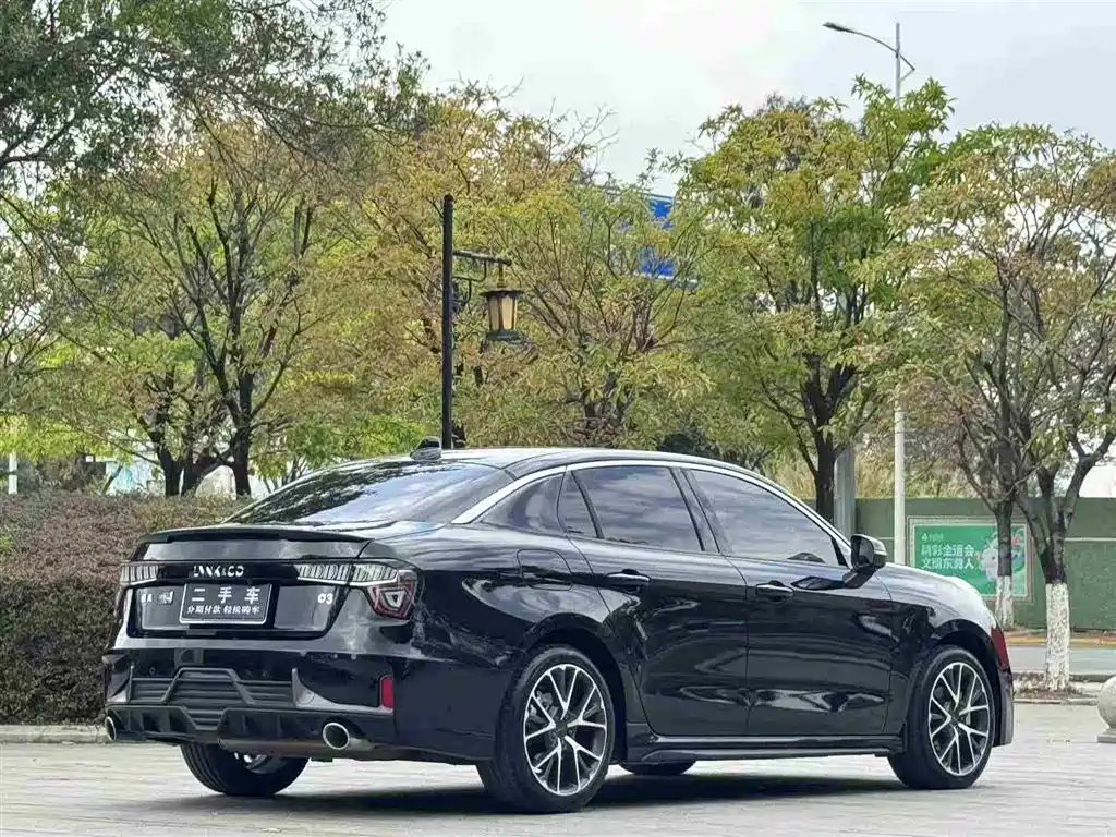 Lynk & Co 03 2021 2.0TD Auto Jin Champion Edition фото 7