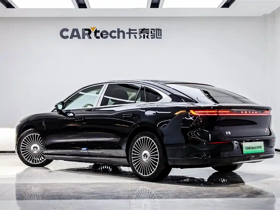 Voyah Auto VOYAH Zhuiguang L 2025 Mid-configuration Model фото 12