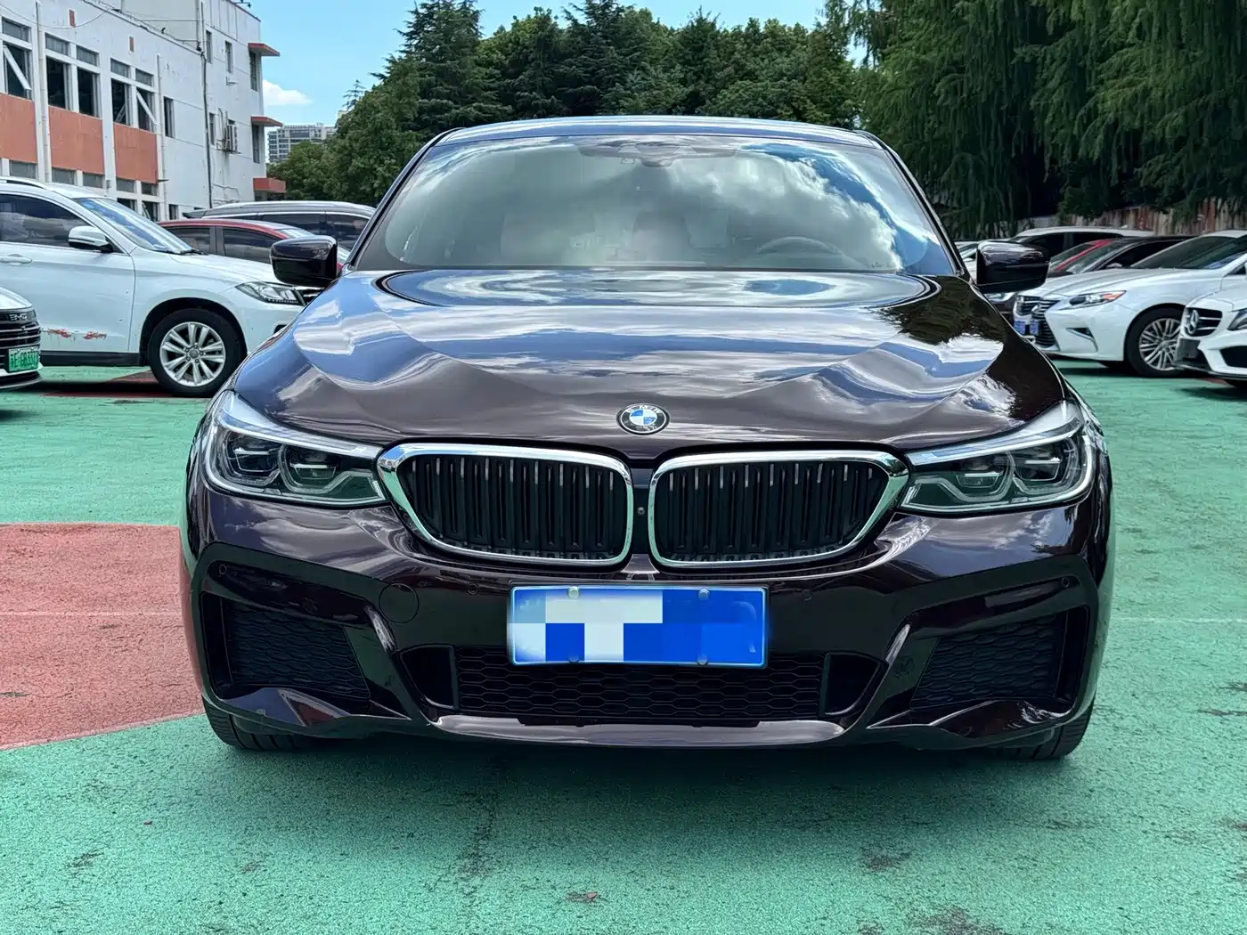 Photo 1 - BMW 6 Series GT