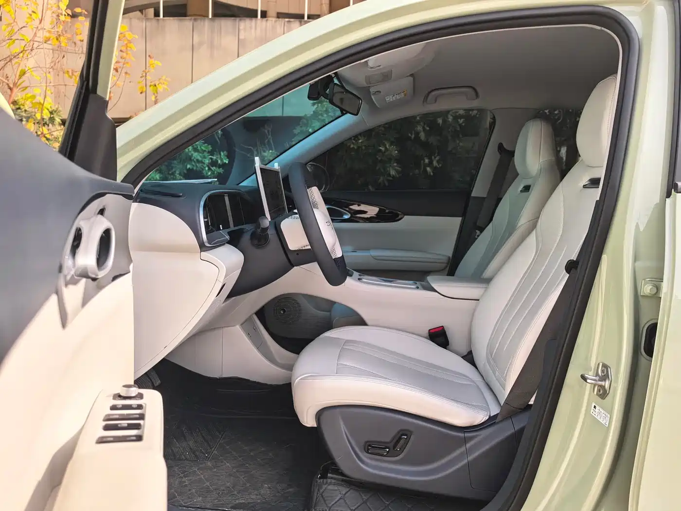 Geely Galaxy Starry Wish 2025 UP 410km Explorer Edition фото 4