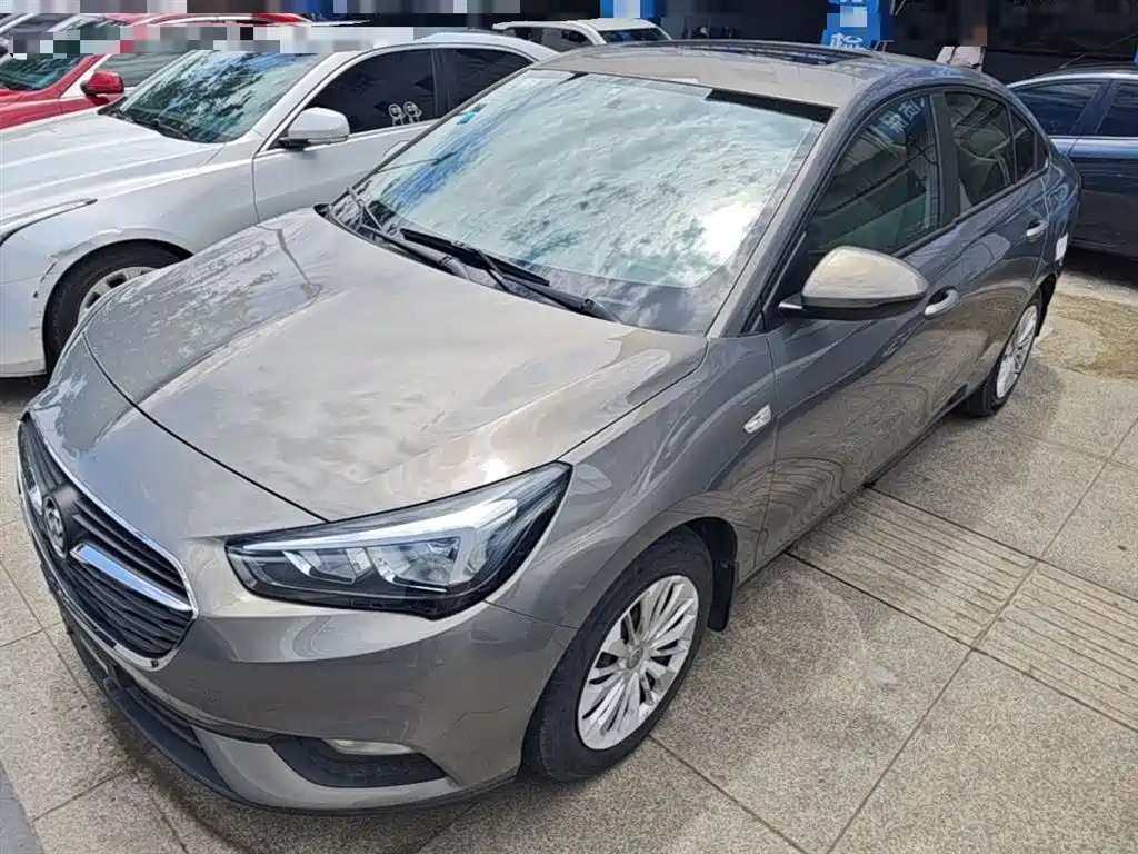 Buick Excelle 2018 15N CVT Elite фото 2